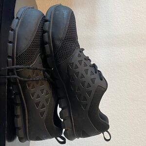 Men Reebok Steel Toe Work Shoes – Pre-Owned